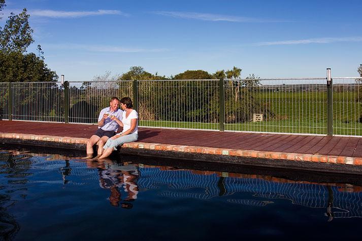 Готель Ugbrooke Country Estate Lower Dashwood Екстер'єр фото
